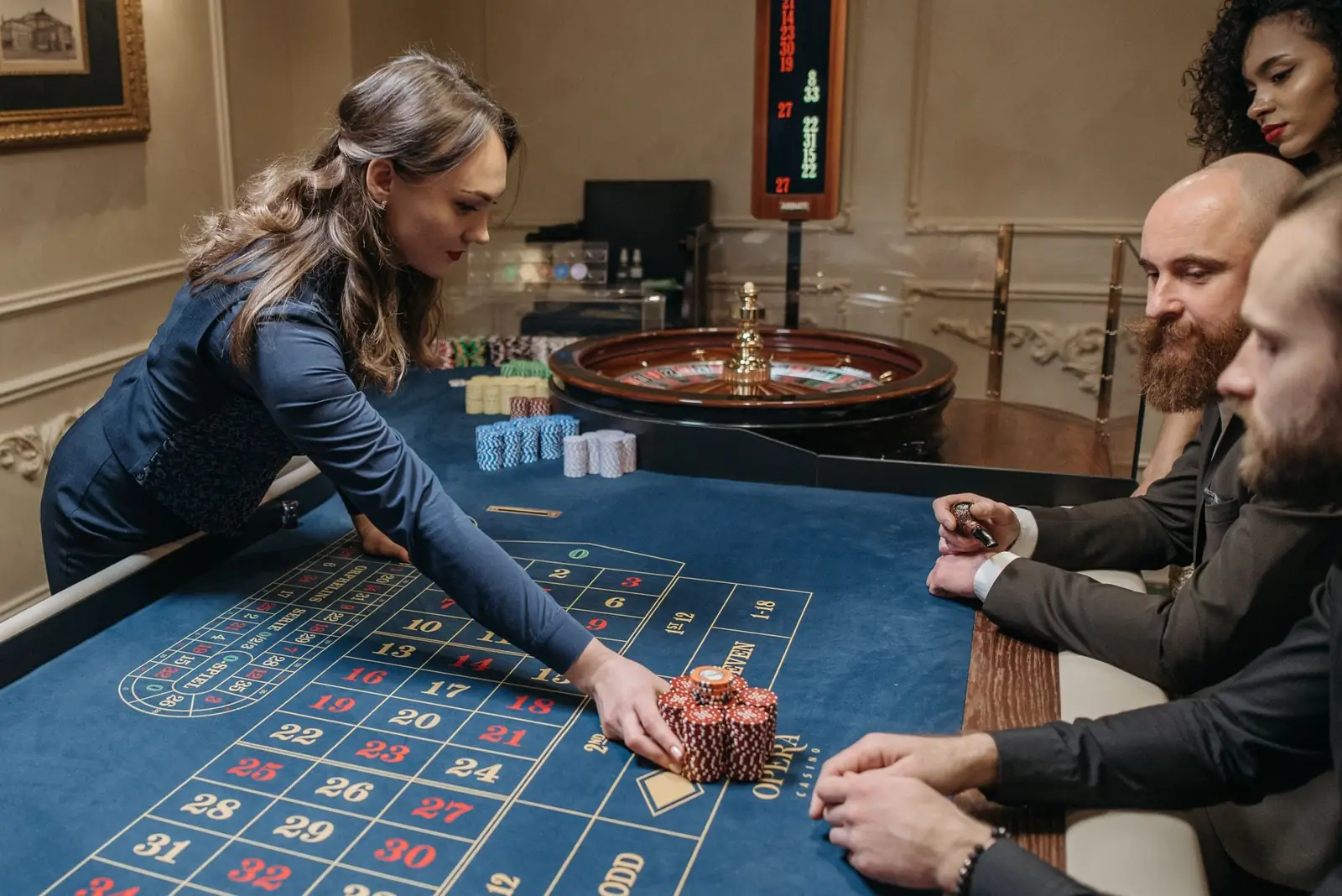 Casino floor at Crownarielresort